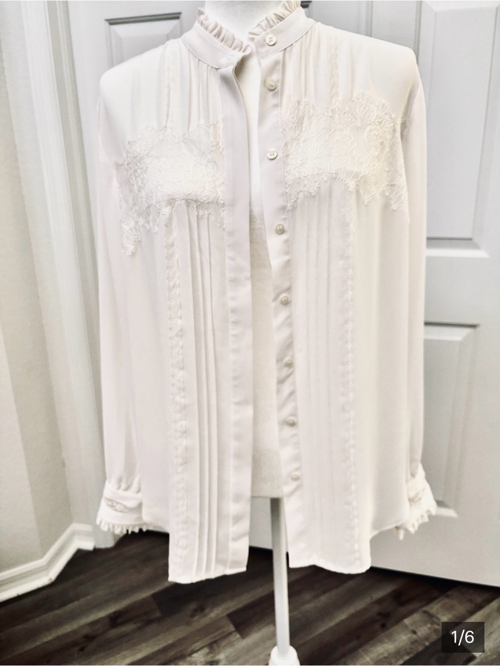 Ann Taylor Cream Ruffled Lace-Trim Button-Down Blouse